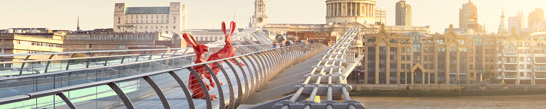Hares on the millenium bridge