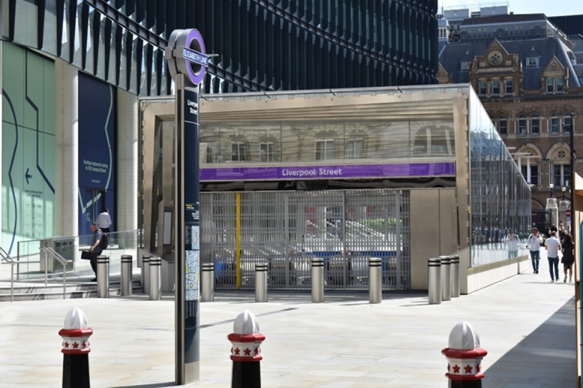 London Liverpool Street entrance redecorated for Elizabeth line