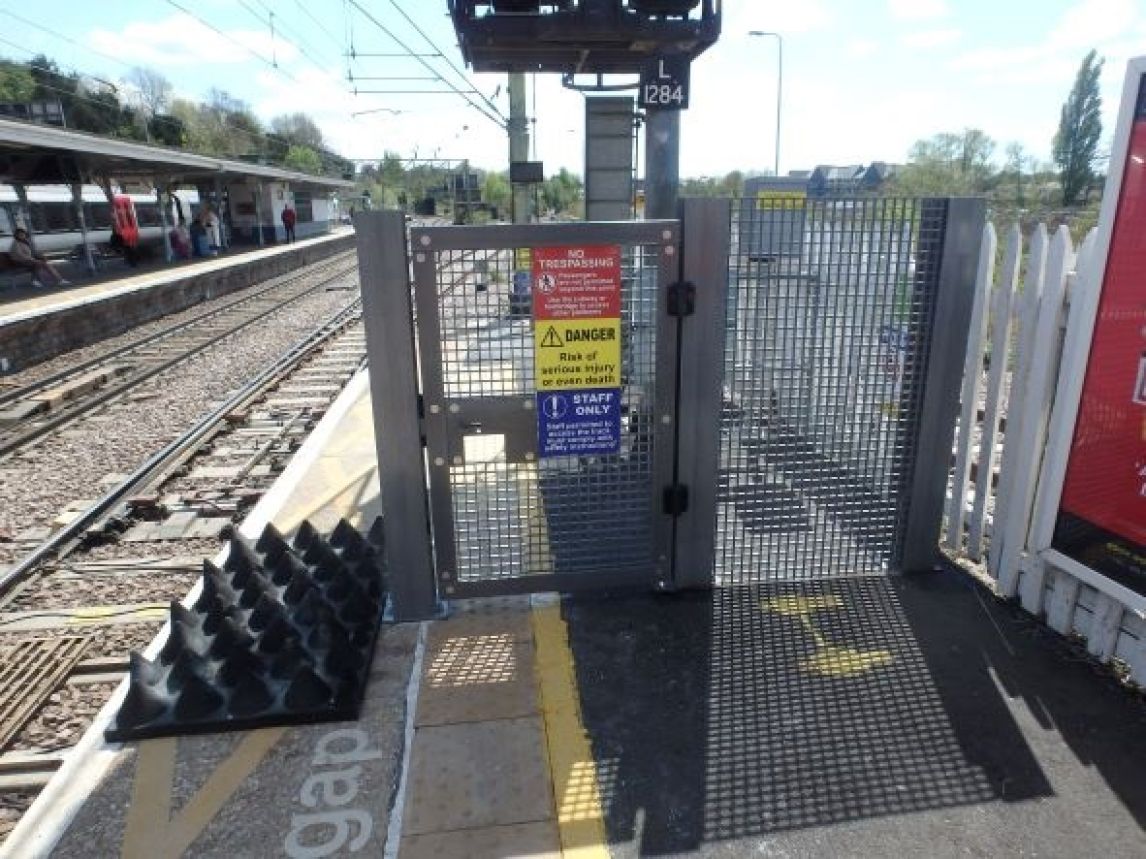 Bishop Stortford's new safety measure on the train platform